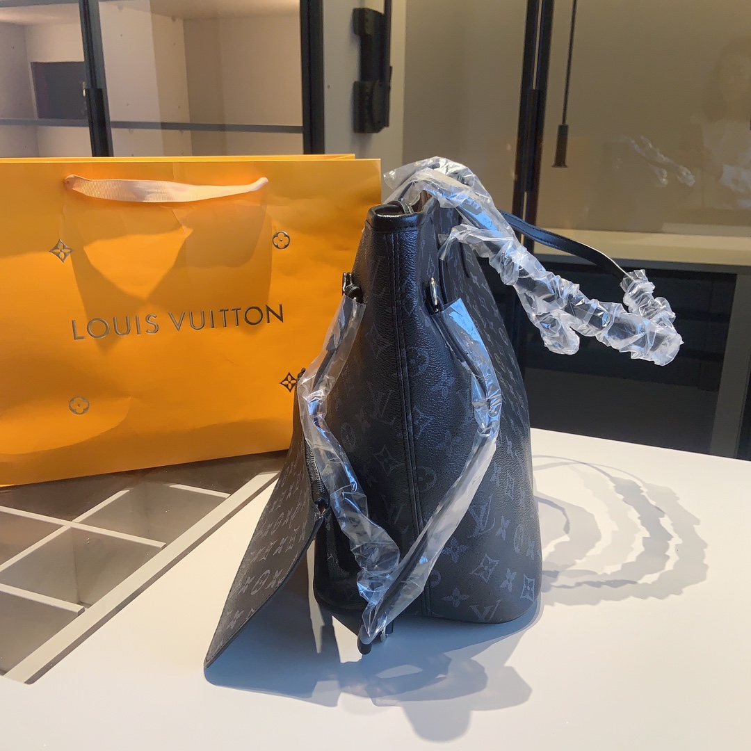 LV $76 gallery