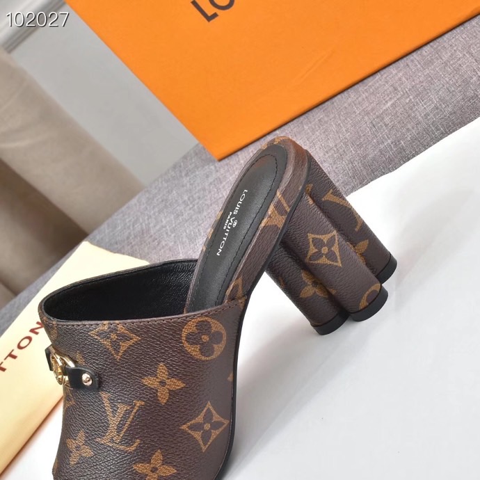 LV $76 gallery