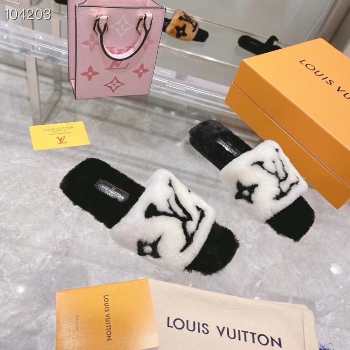 LV $77 gallery