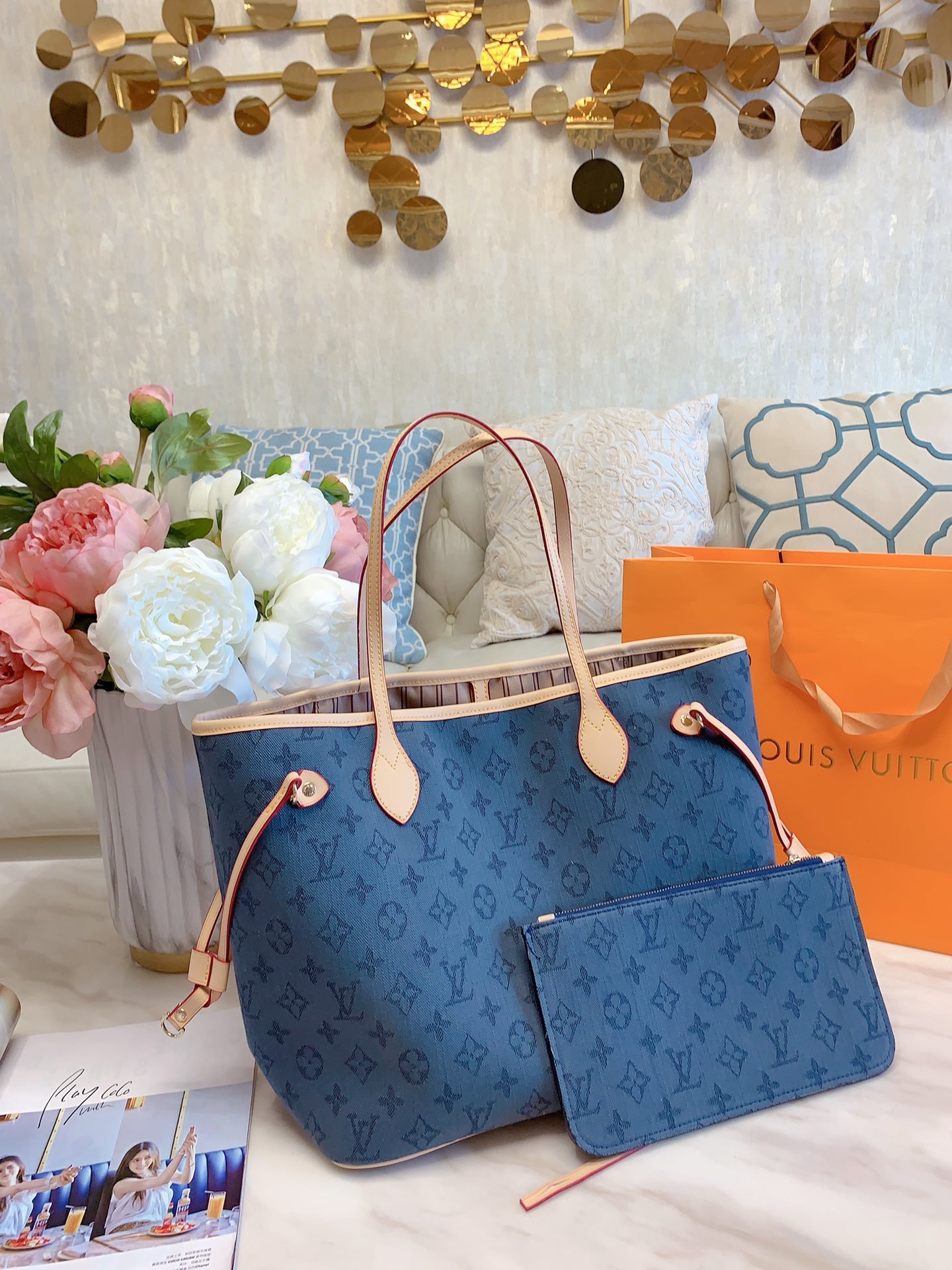 LV $77 gallery