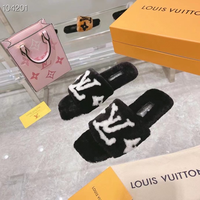 LV $77 gallery