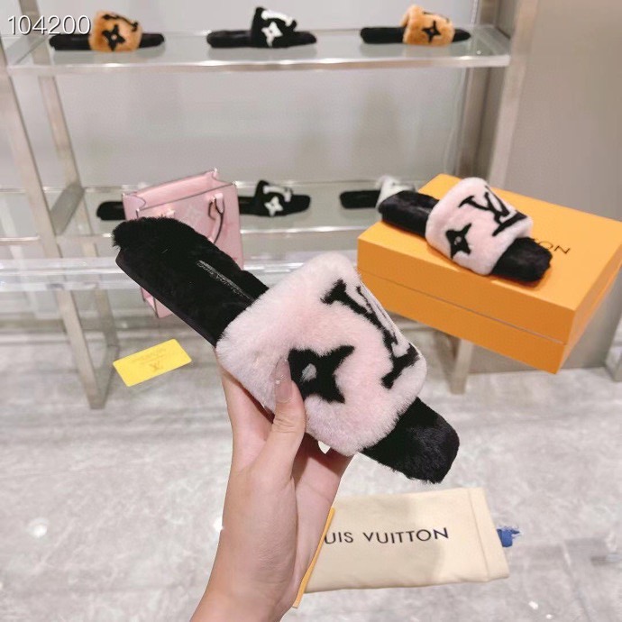 LV $77 gallery