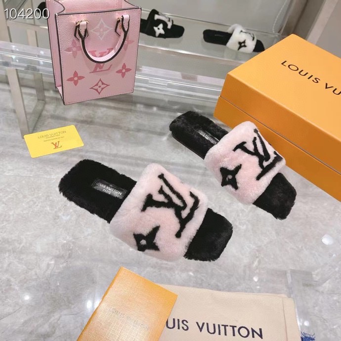 LV $77 gallery