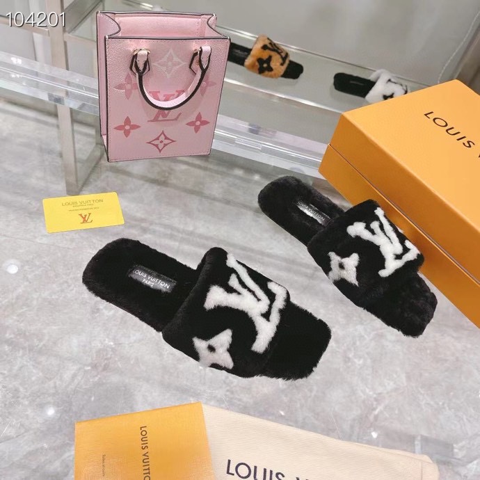 LV $77 gallery