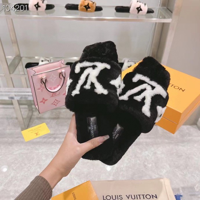 LV $77 gallery