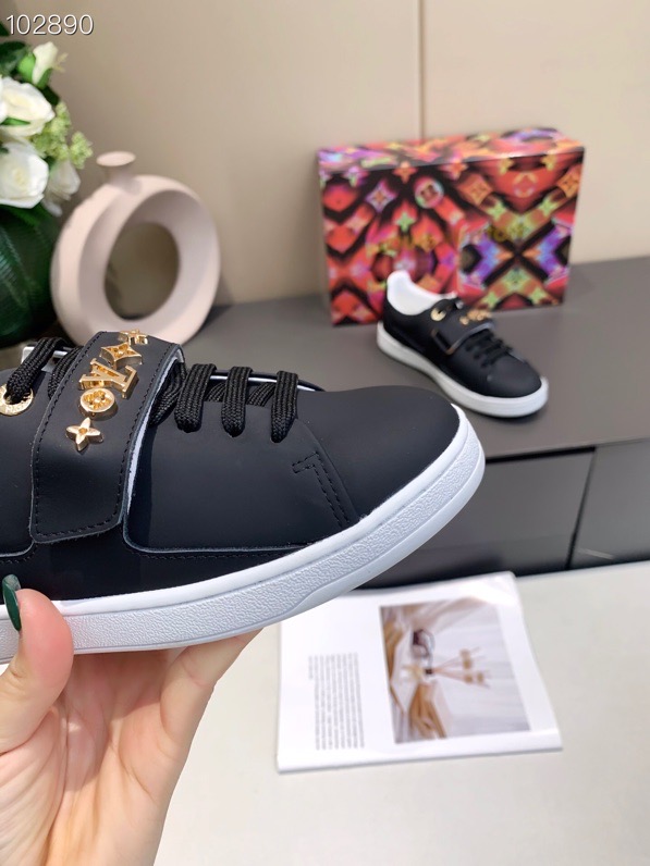 LV $78 gallery