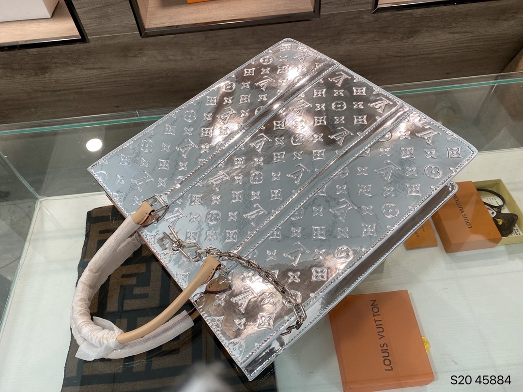 LV $78 gallery