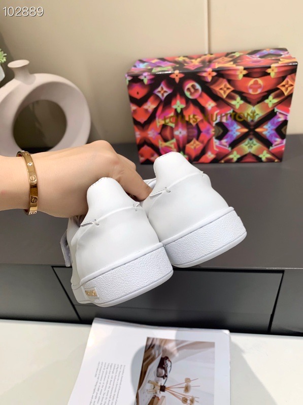 LV $78 gallery