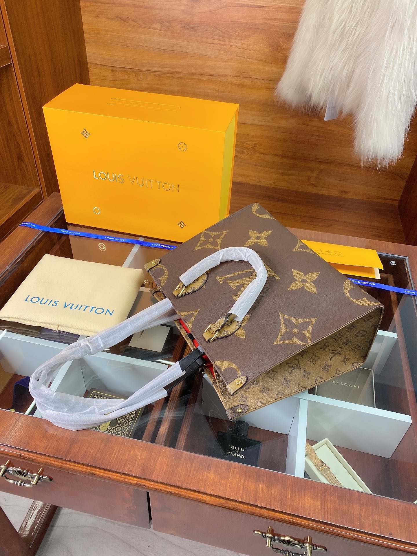 LV $78 gallery