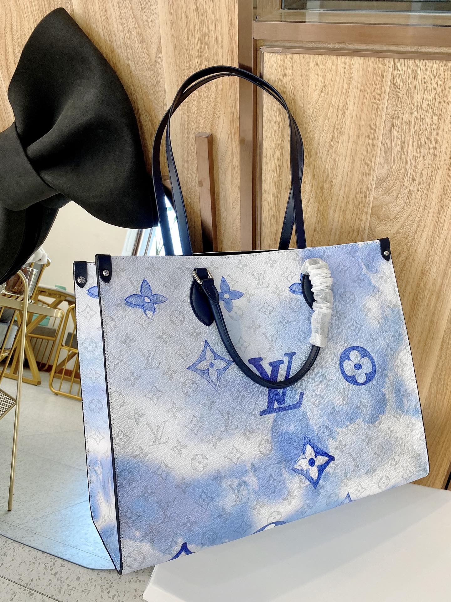 LV $78 gallery