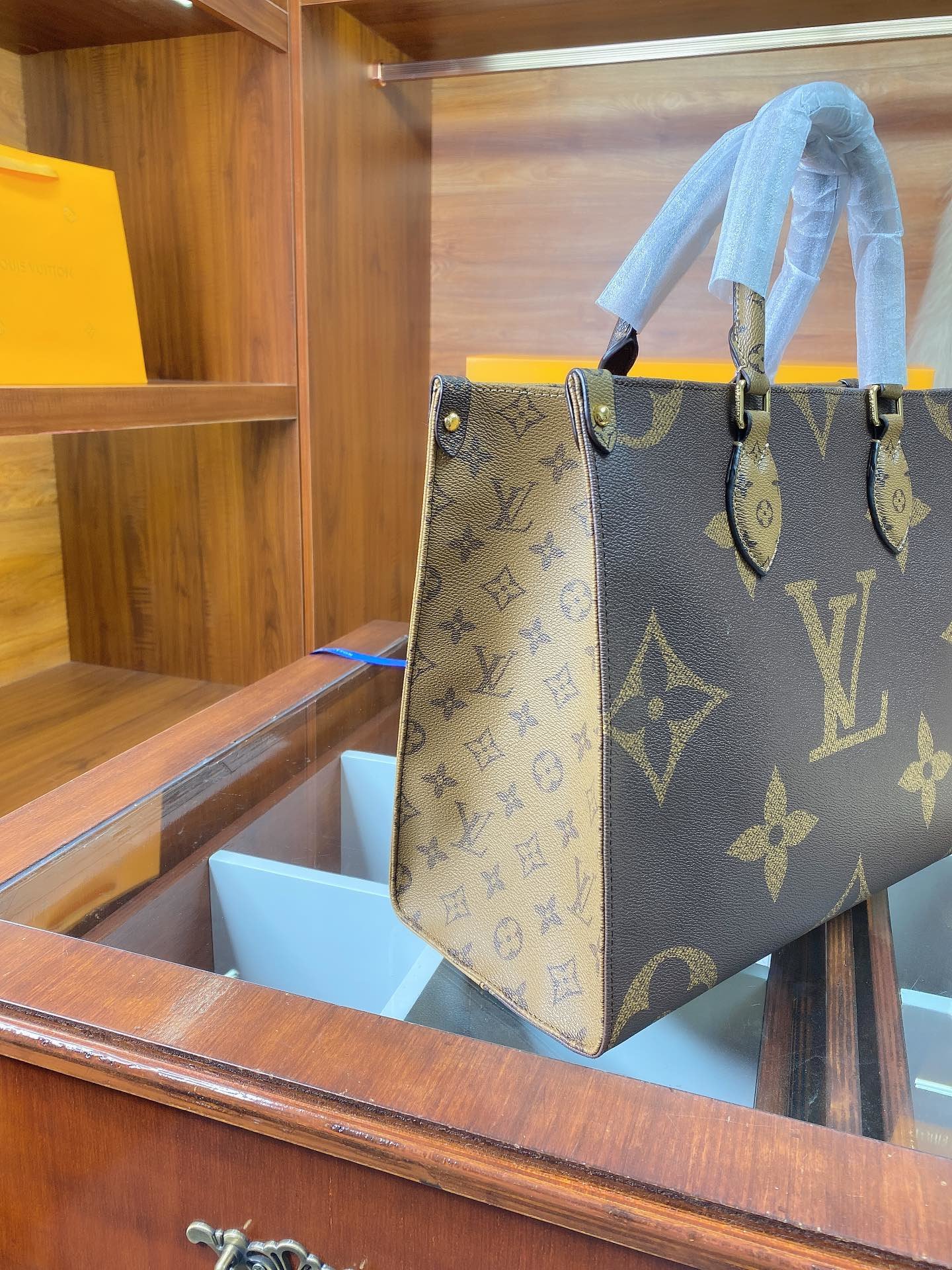 LV $78 gallery