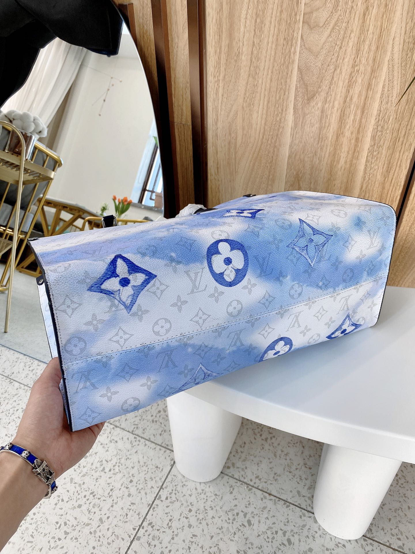 LV $78 gallery