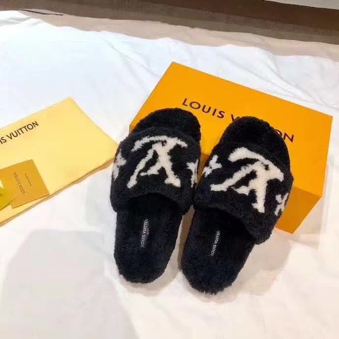 LV $79 gallery