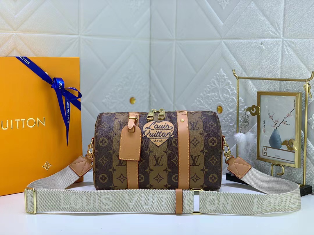 LV $79 gallery