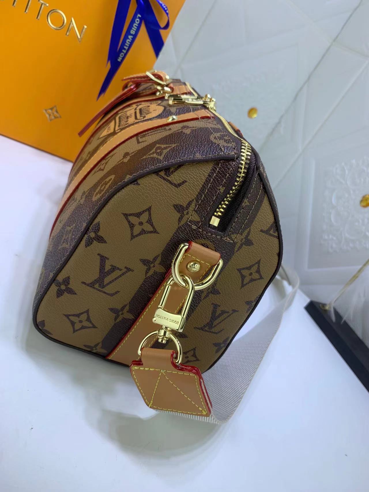 LV $79 gallery