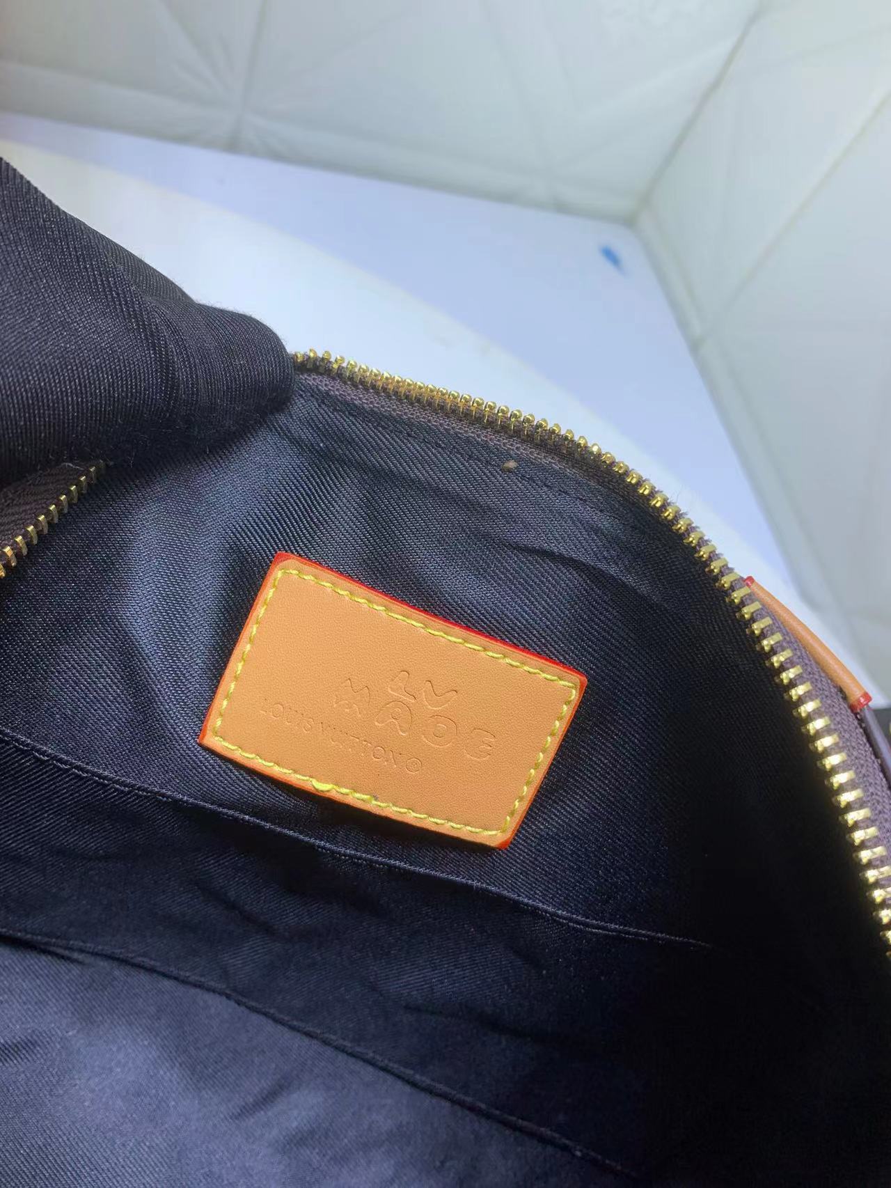 LV $79 gallery