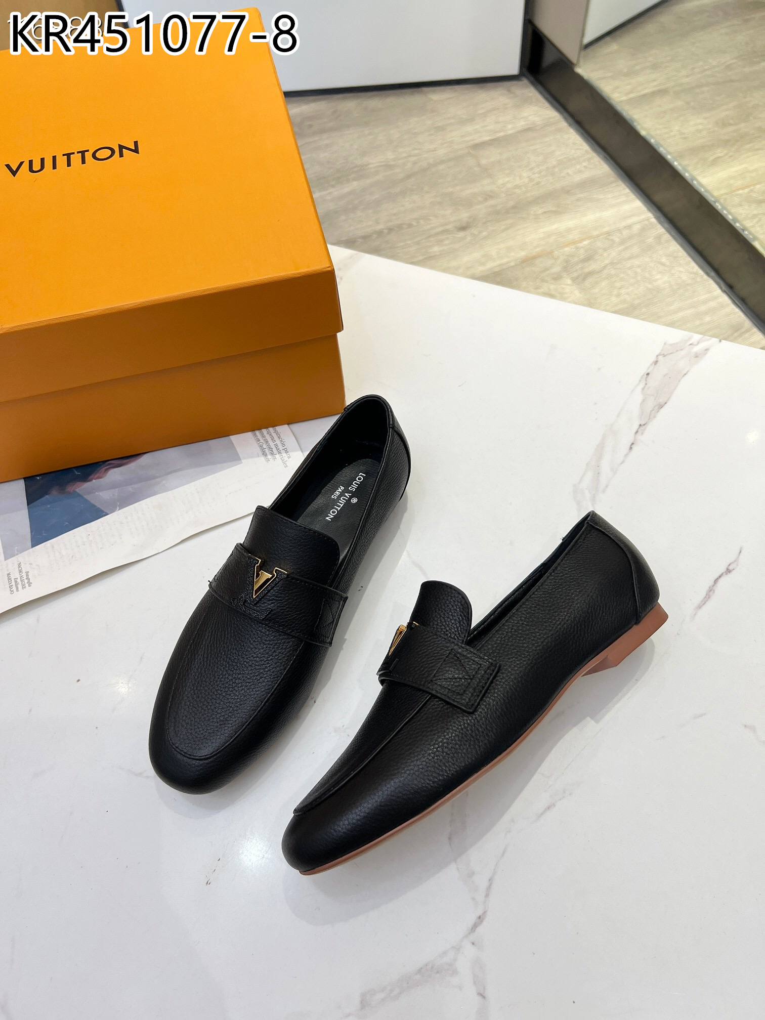 LV $80 gallery