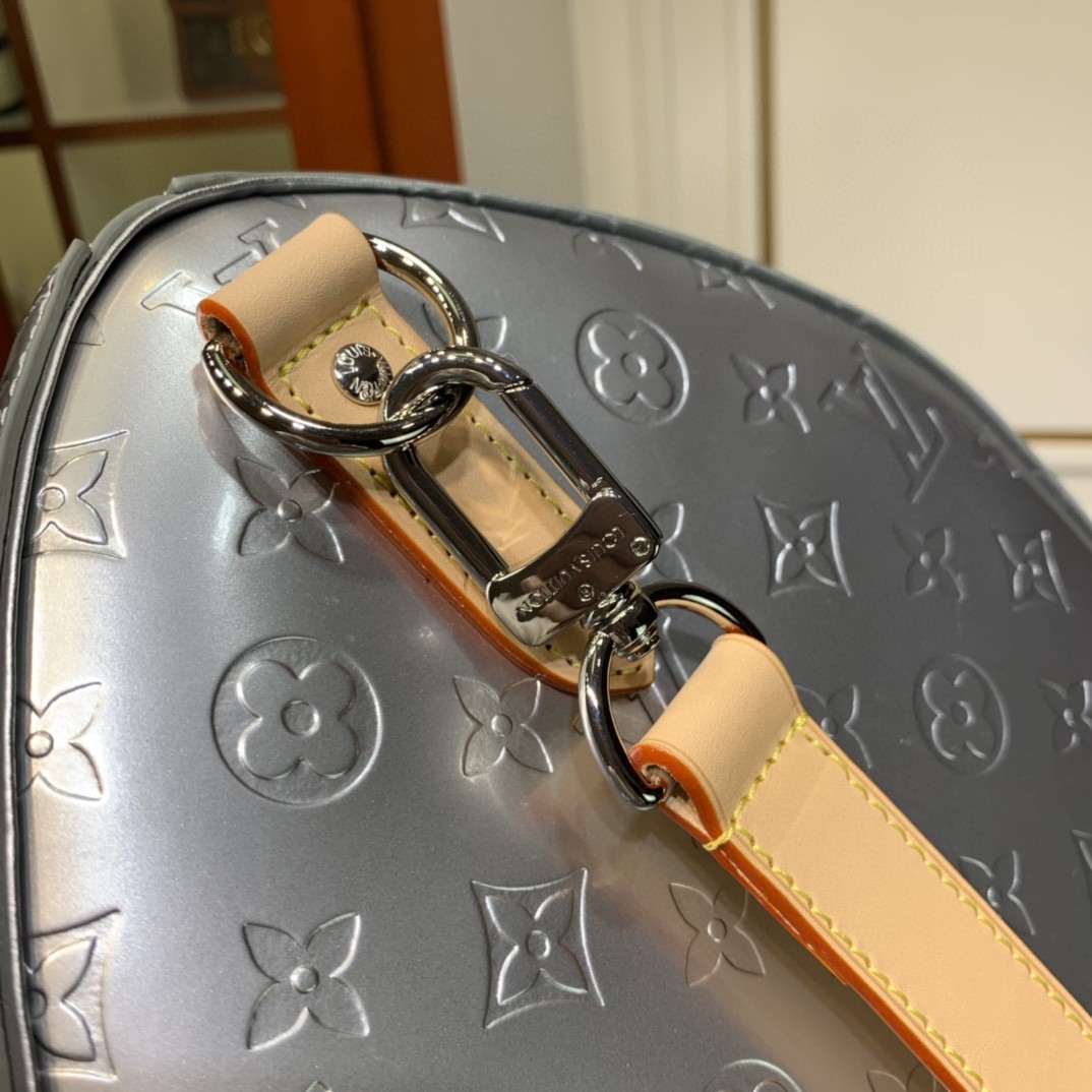 LV $80 gallery