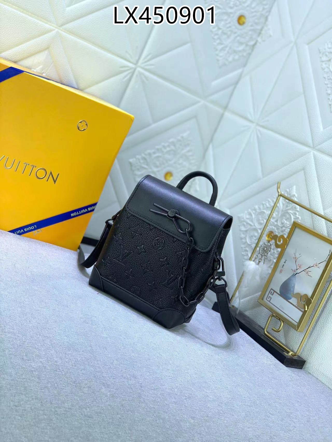 LV $80 gallery