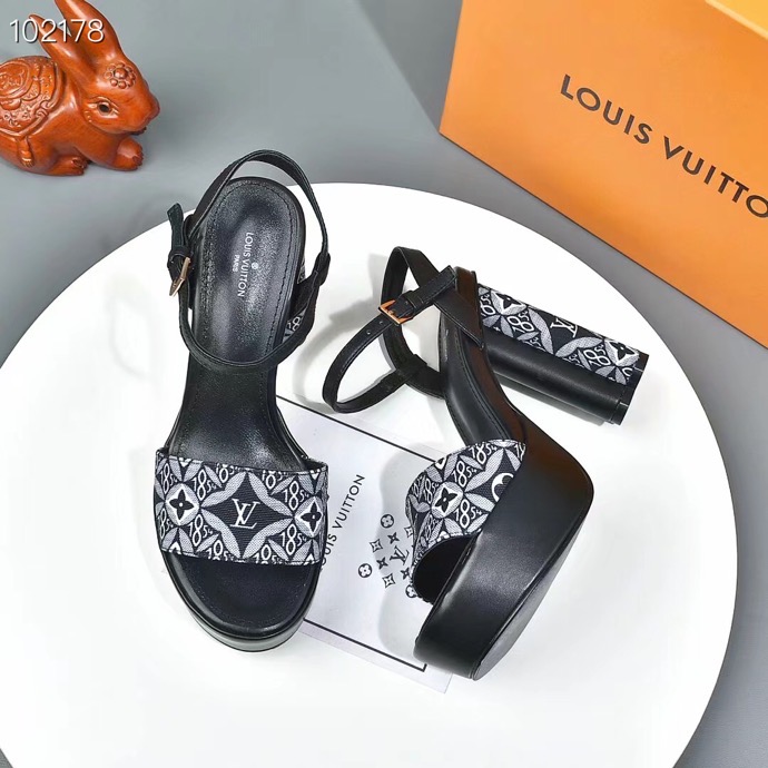 LV $80 gallery