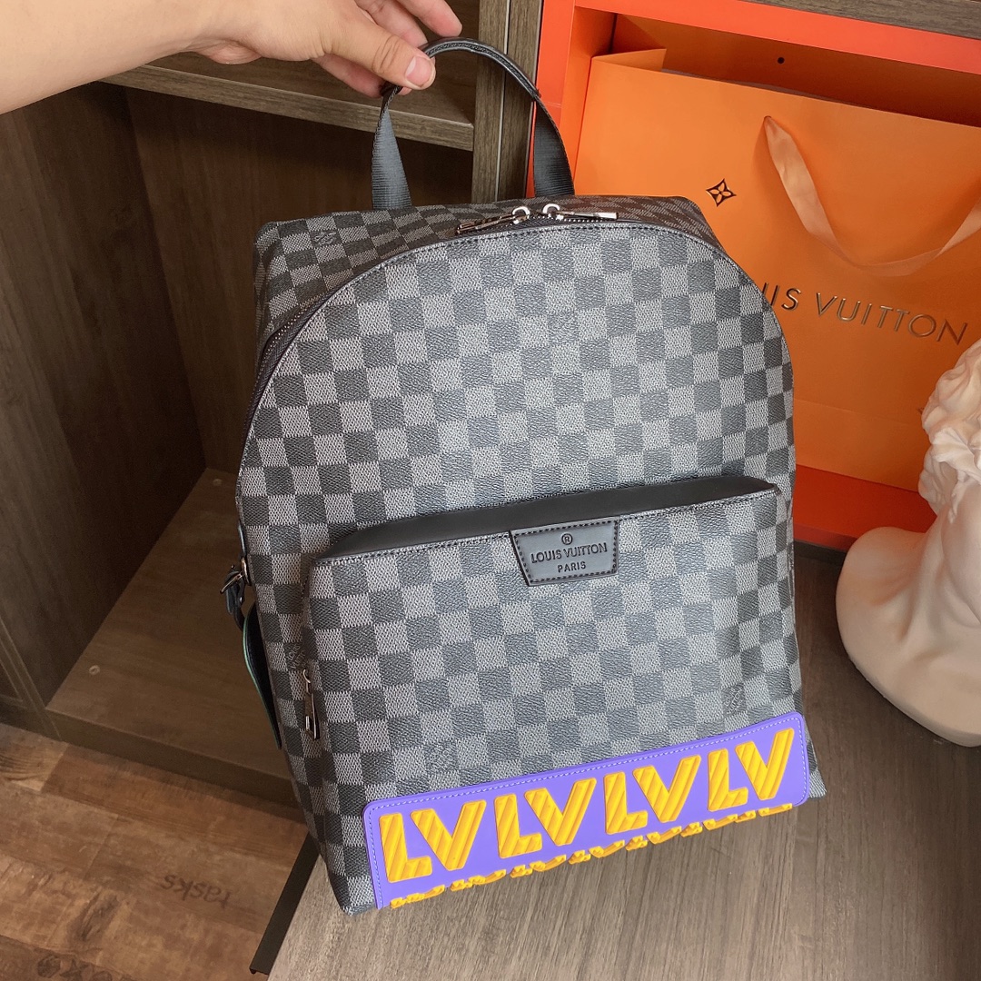 LV $80 gallery