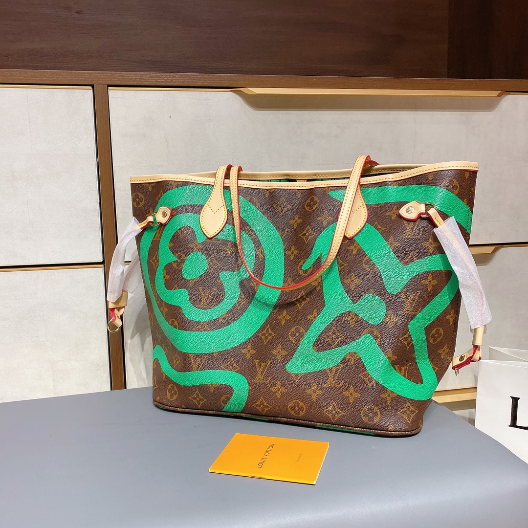 LV $80 gallery