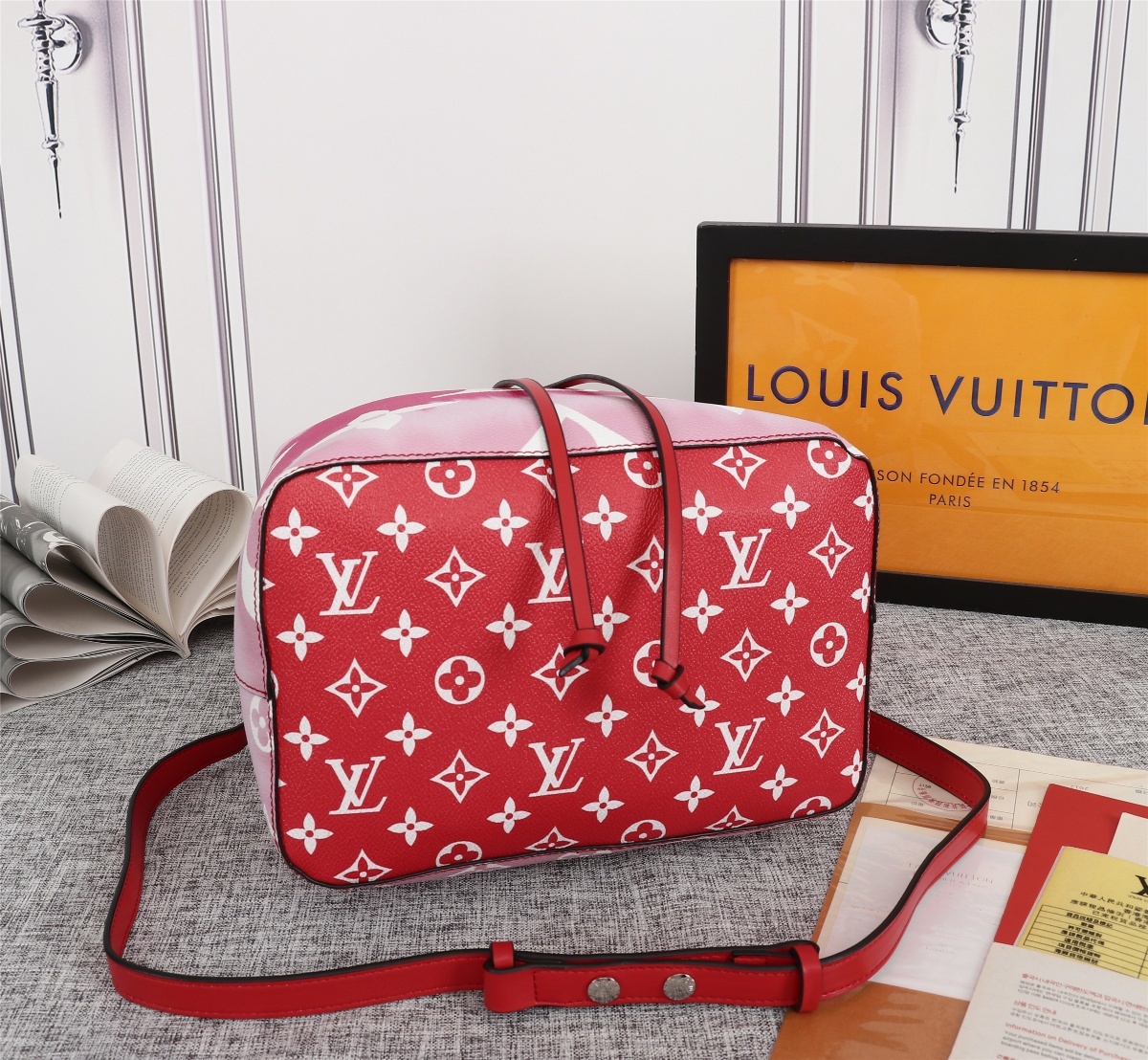 LV $80 gallery