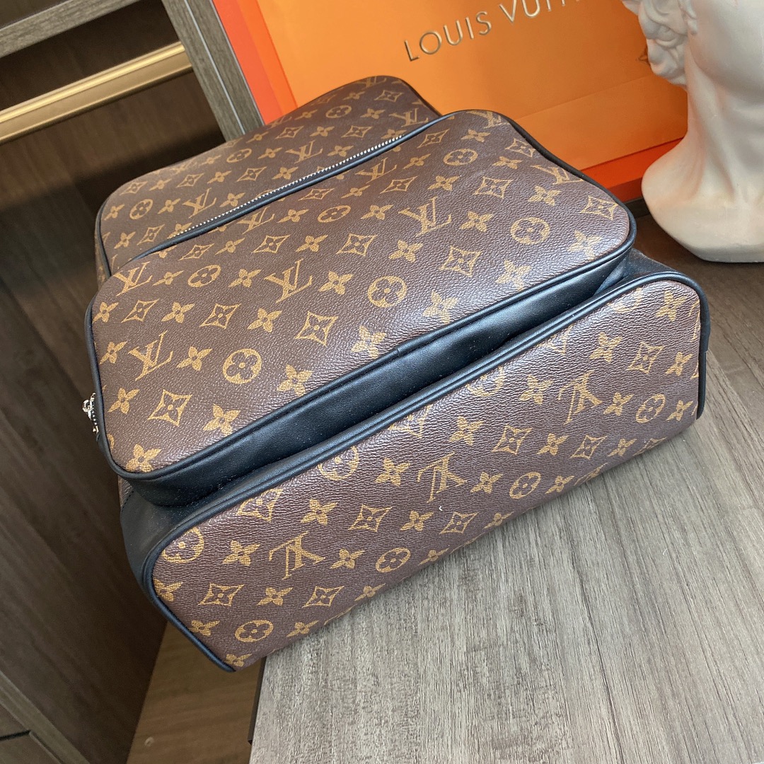 LV $80 gallery