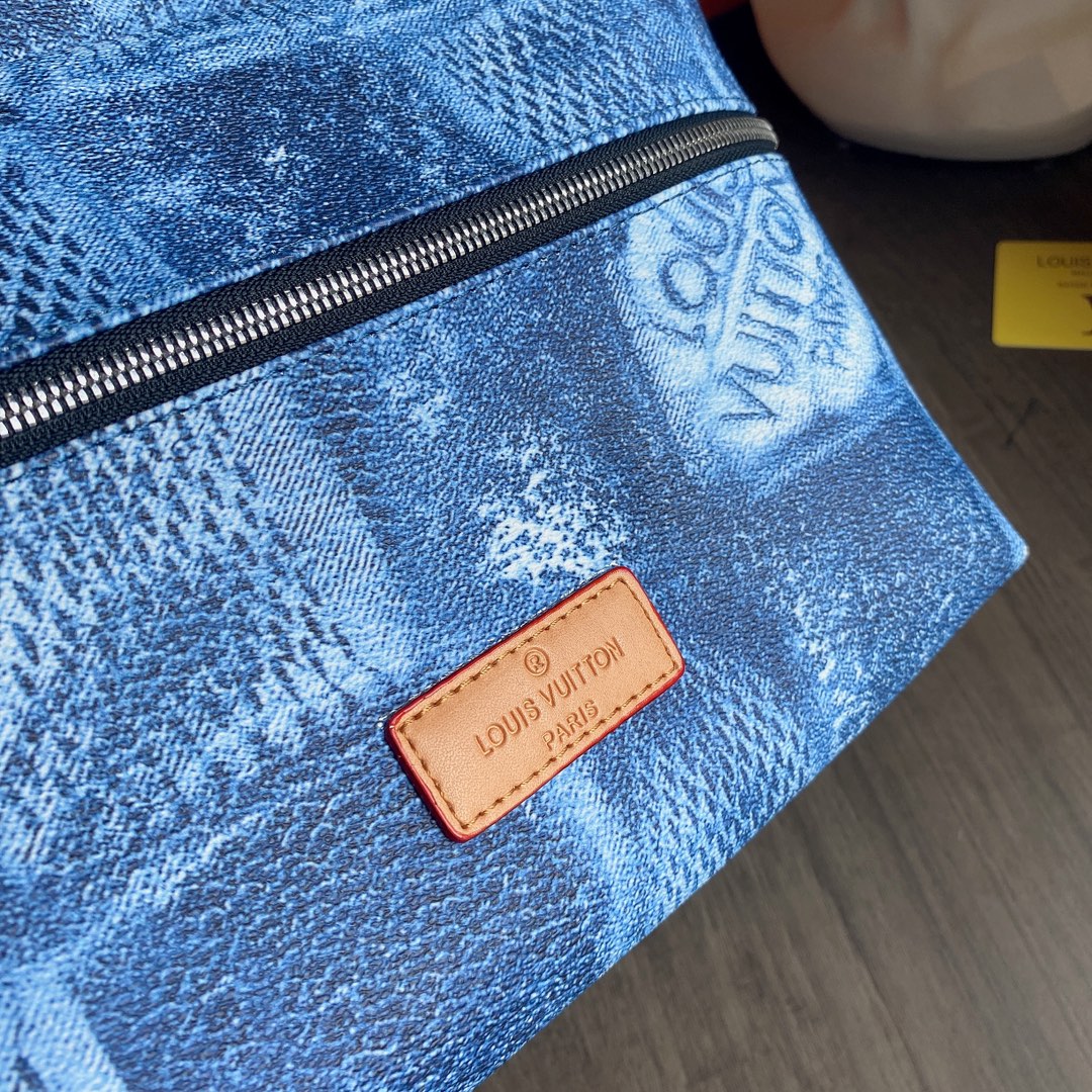 LV $80 gallery