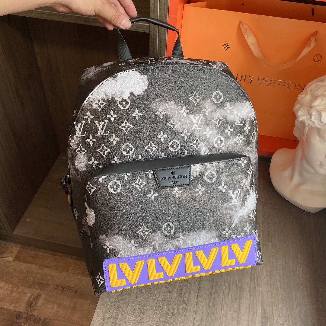 LV $80 gallery