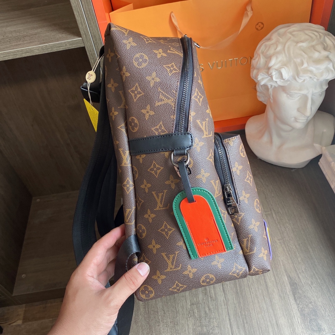 LV $80 gallery