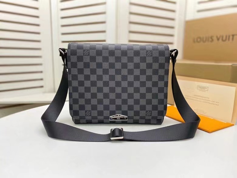 LV $80 gallery