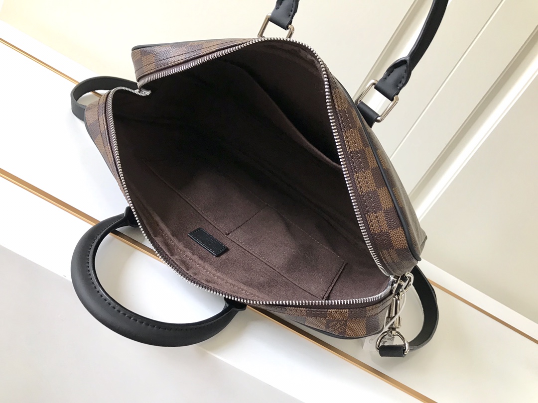 LV $80 gallery