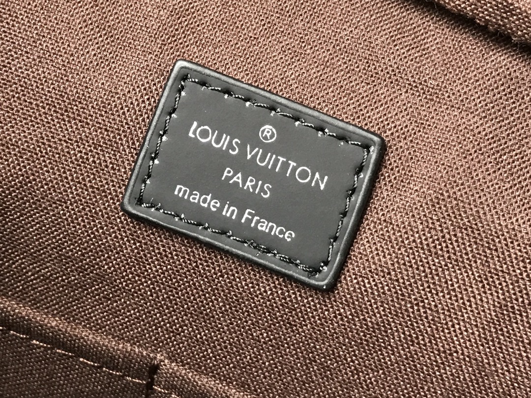 LV $80 gallery