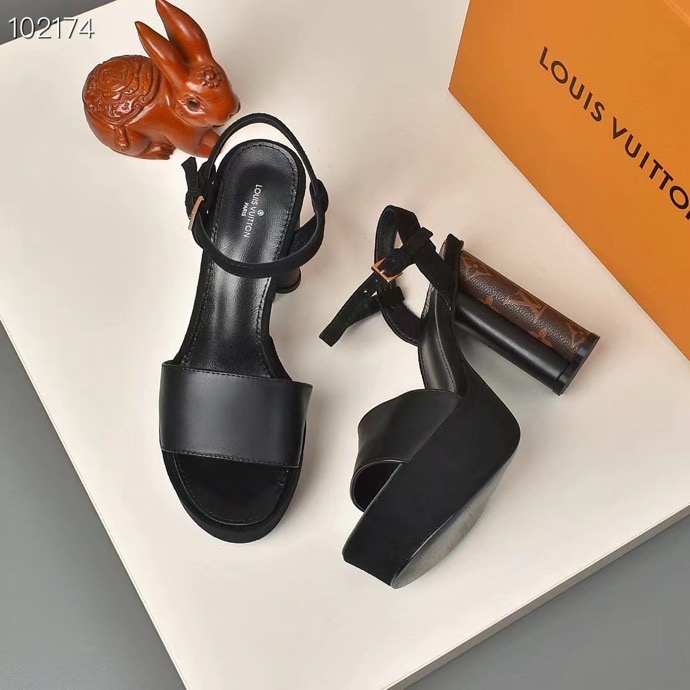 LV $80 gallery