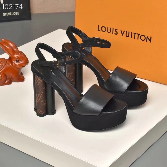 LV $80 gallery