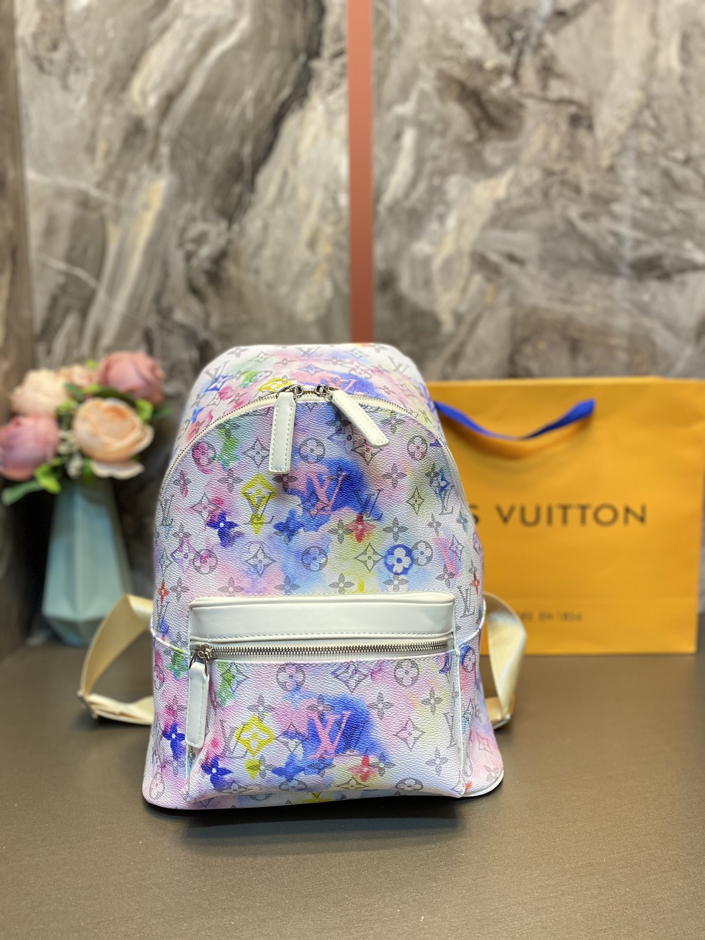 LV $80 gallery