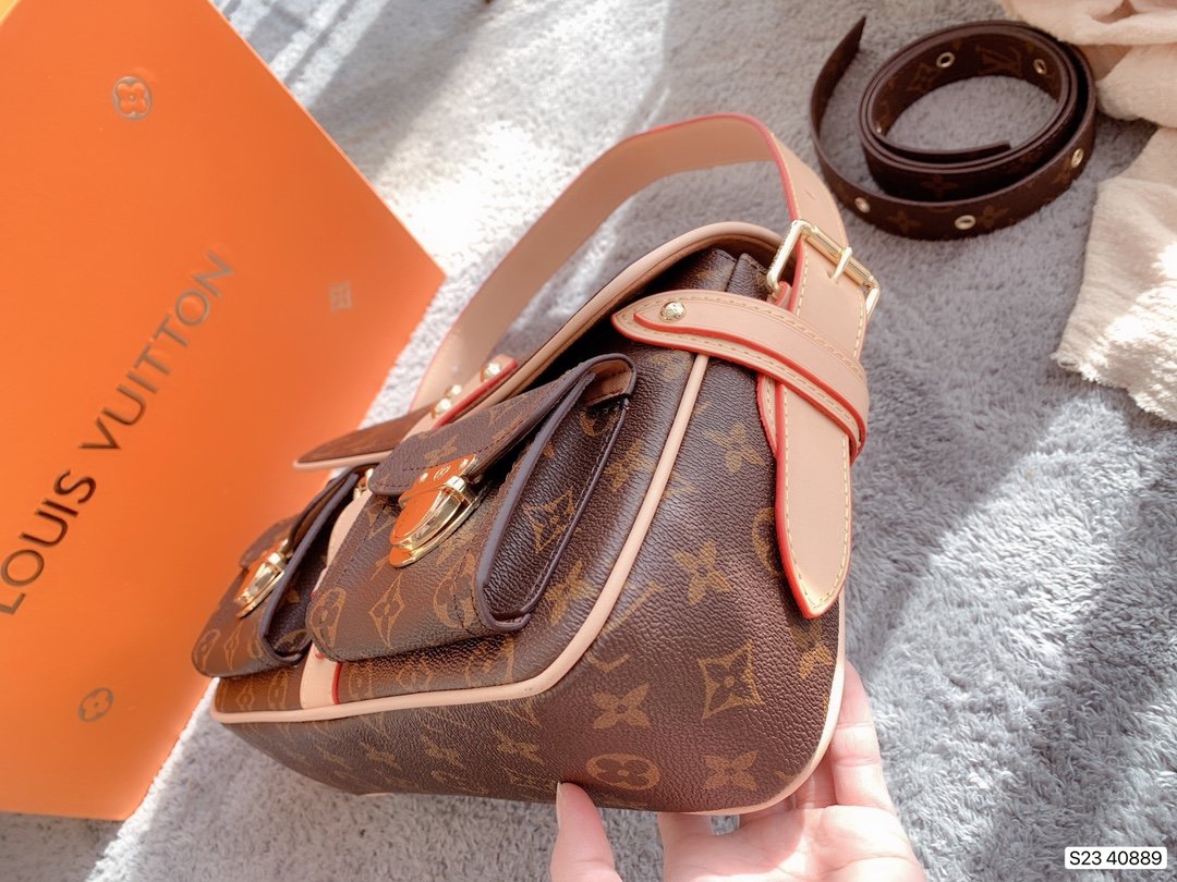 LV $80 gallery