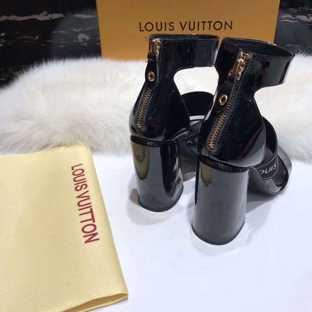 LV $80 gallery