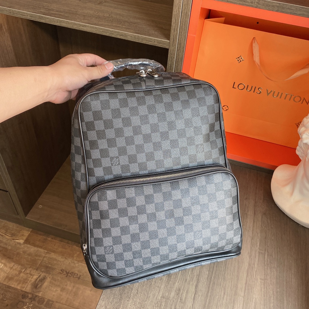 LV $80 gallery