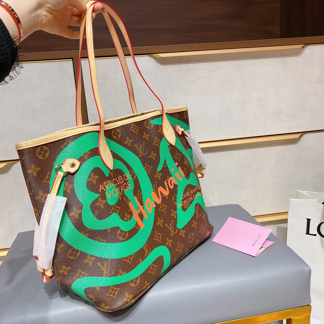 LV $80 gallery