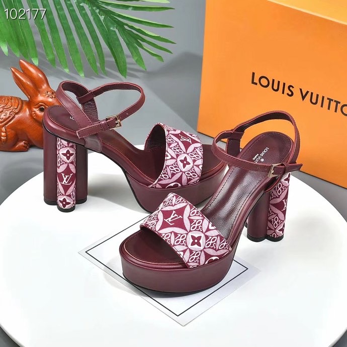 LV $80 gallery