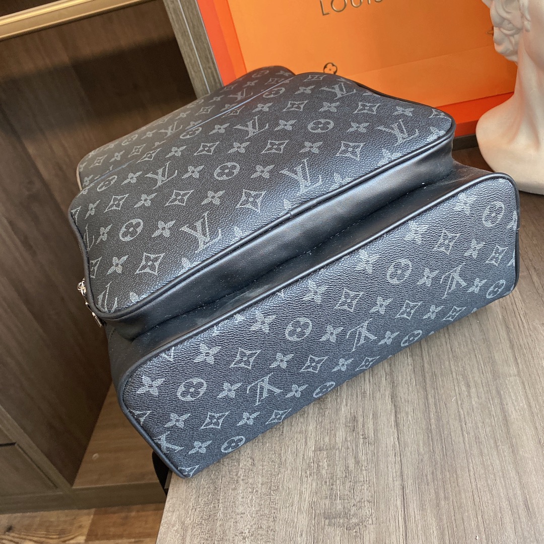 LV $80 gallery