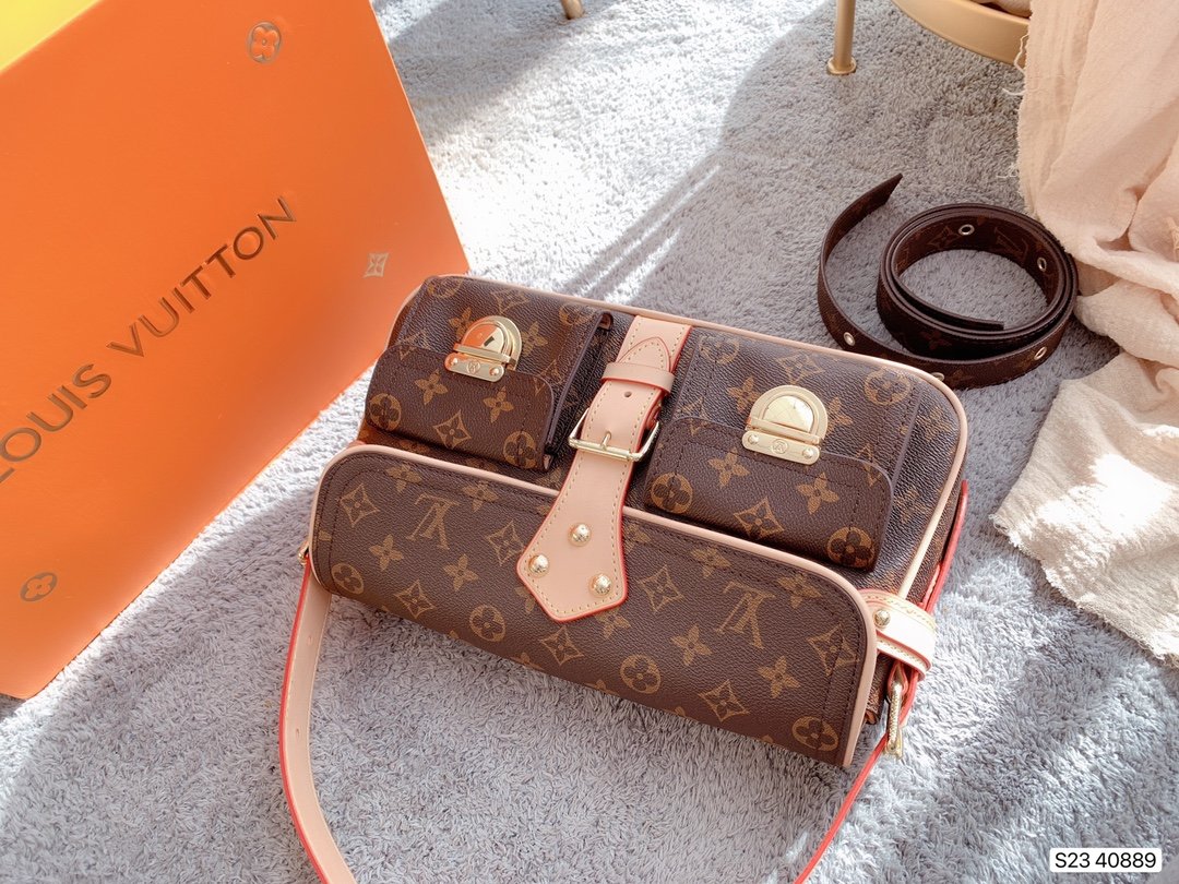 LV $80 gallery