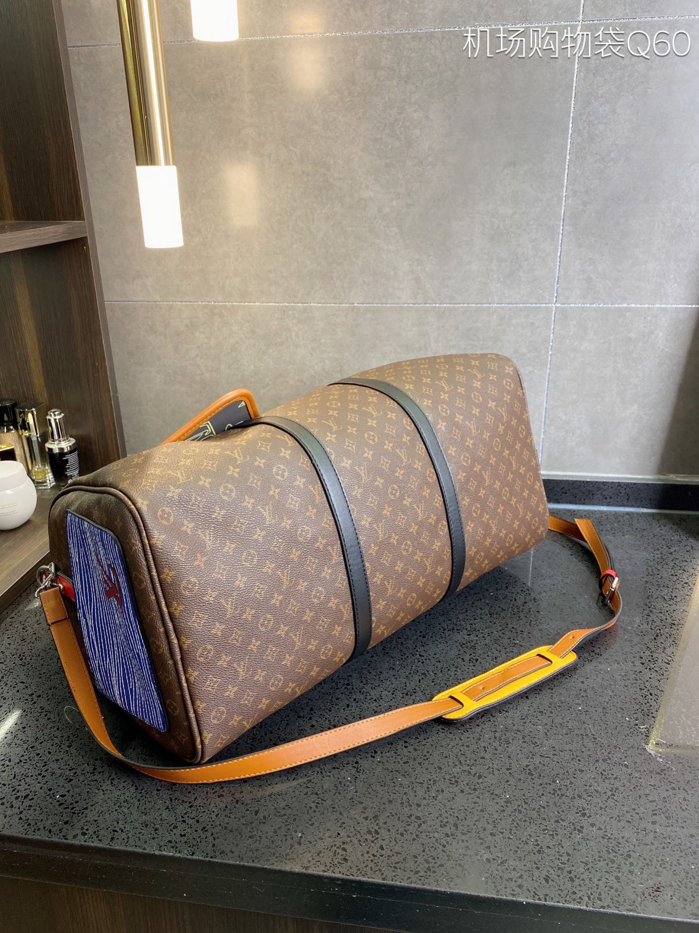 LV $80 gallery