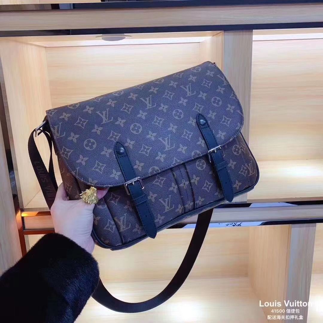 LV $81 gallery