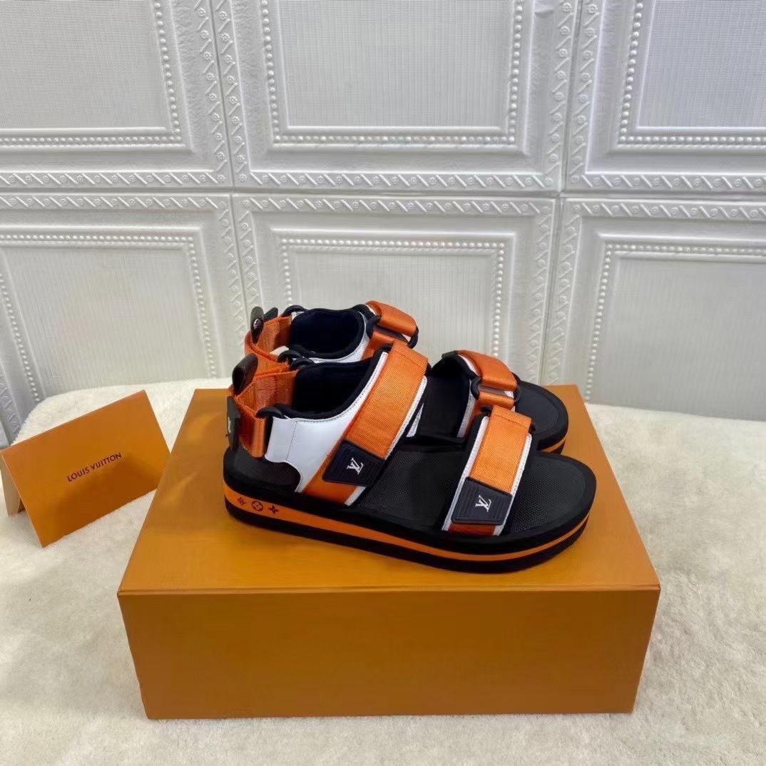 LV $81 gallery