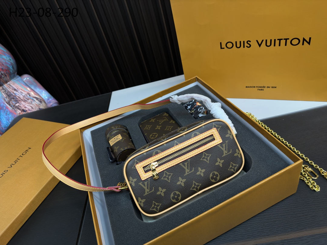 LV $81 gallery