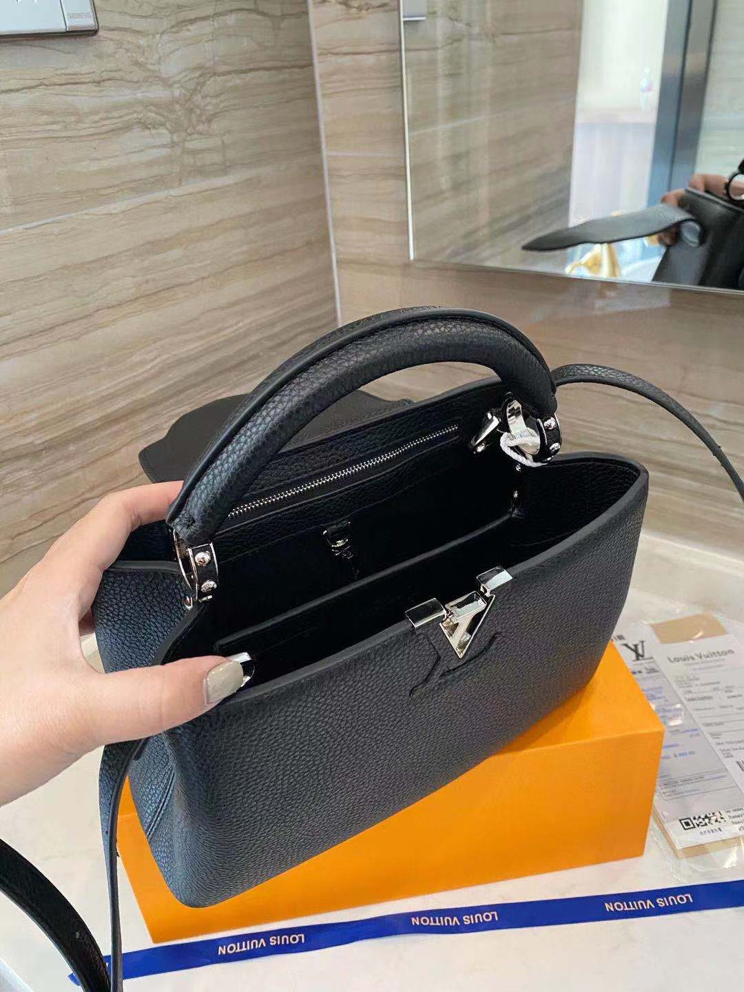 LV $81 gallery