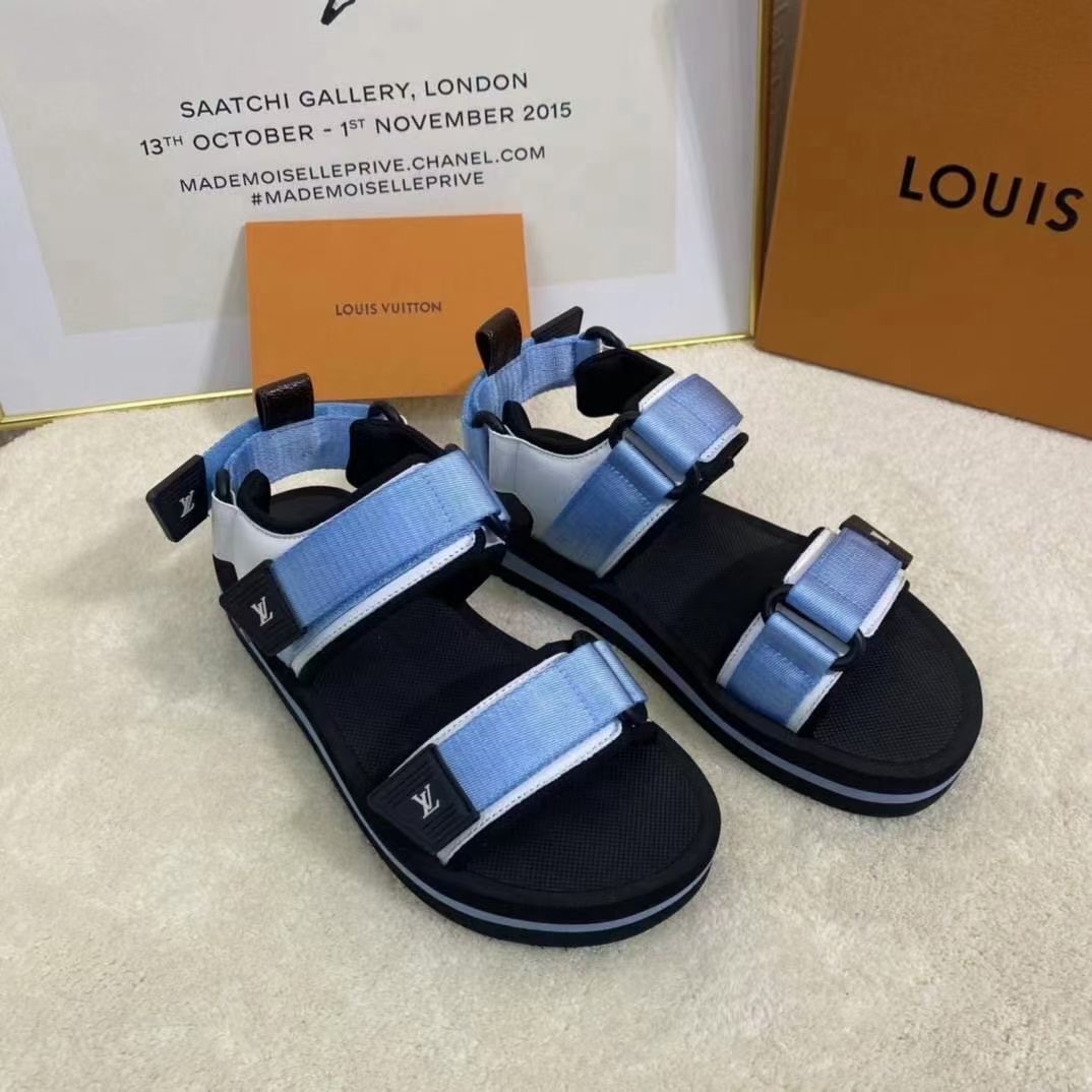 LV $81 gallery